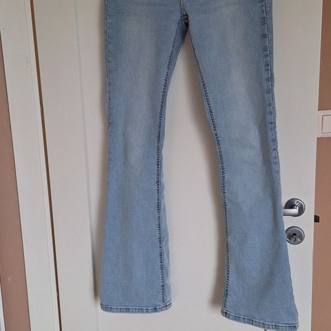 Perfect jeans fra Gina tricot