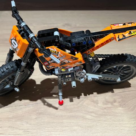 LEGO TECHNIC Motocross Bike 42007