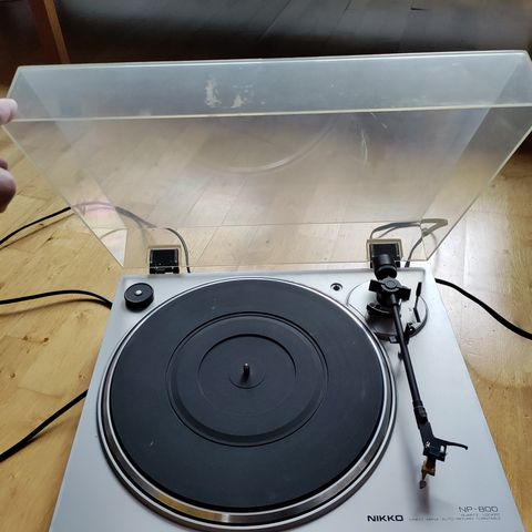 Vinylspiller Nikko NP-800