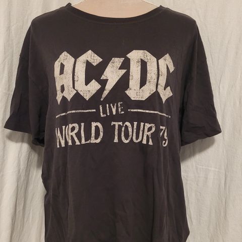 AC/DC T-skjorte