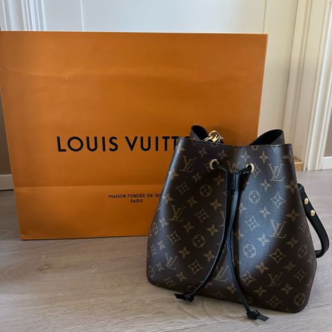 Louis Vuitton Néonoé veske