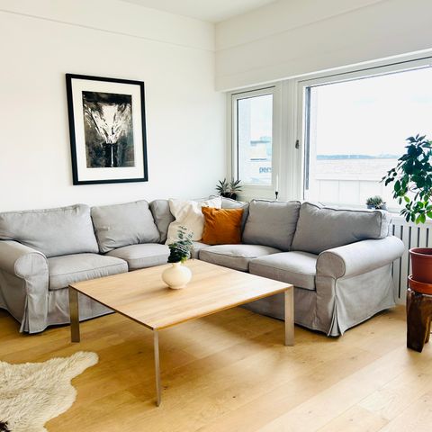 IKEA sofa til salgs - som ny med nesten 10 års garanti igjen!