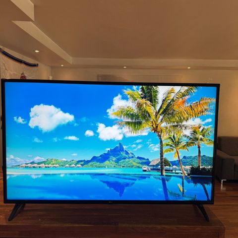 LG Ultra HD 4K TV 55”