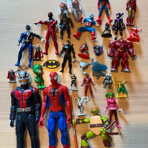 Diverse superhelt figurer. Marvel, Turtels.
