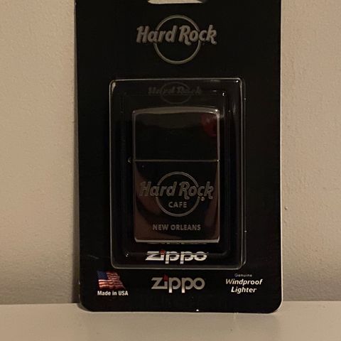 Hard rock cafe new orleans zippo