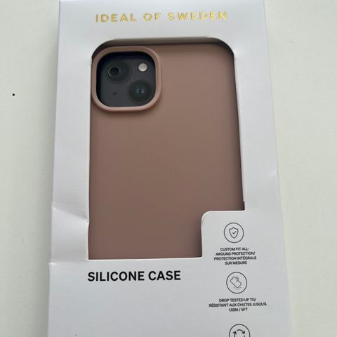 iPhone 15 + Cover