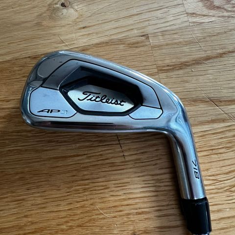 Titleist AP3 5’er jern