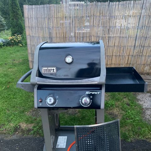 Pent brukt gassgrill selges