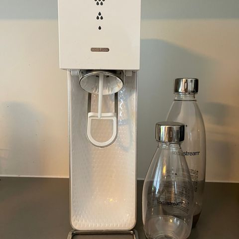 Sodastream med to flasker