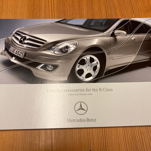 BILBROSJYRE - MERCEDES-BENZ GENUINE ACCESSORIES FOR THE R-CLASS - 2006