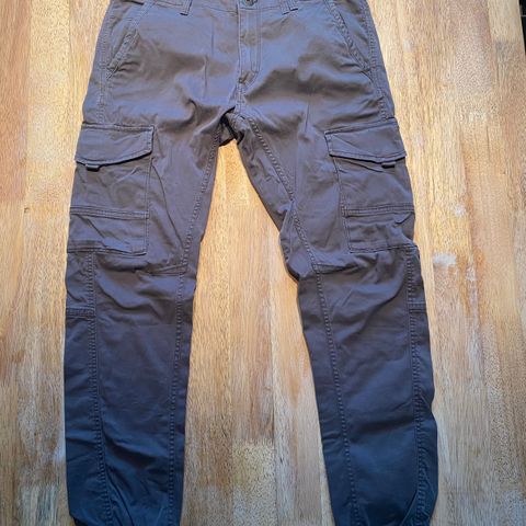 Jack & Jones Cargo pants strl 32/32 TAPPRED/PAUL