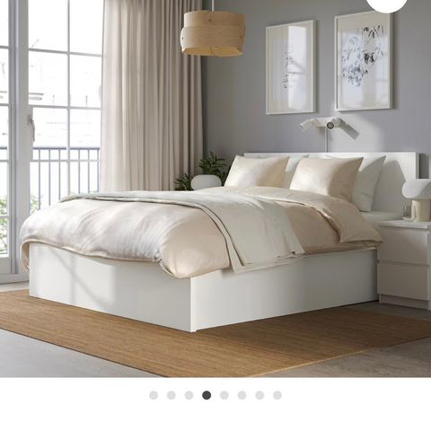 Ikea Malm seng med oppbevaring selges inkludert madrass