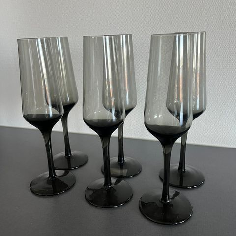 Champagneglass H&M Home mørk grå