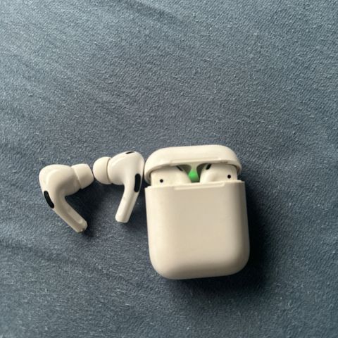 AirPods pro 1 propper