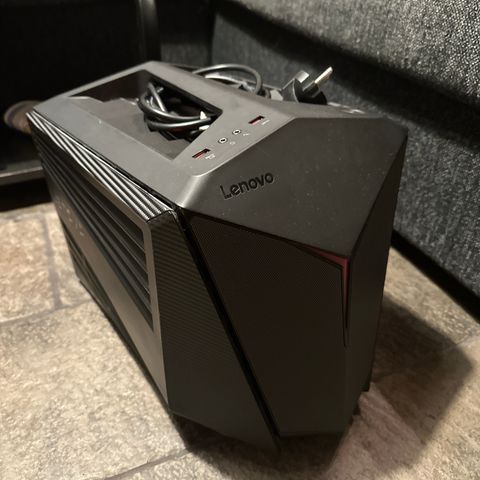 Lenovo Y720 Cube - 15ISH