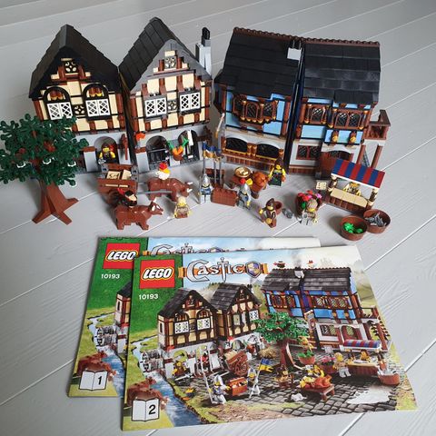 Lego Medieval Market Village 10193