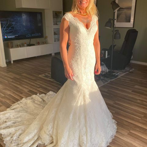 Randy Fenoli Bridal