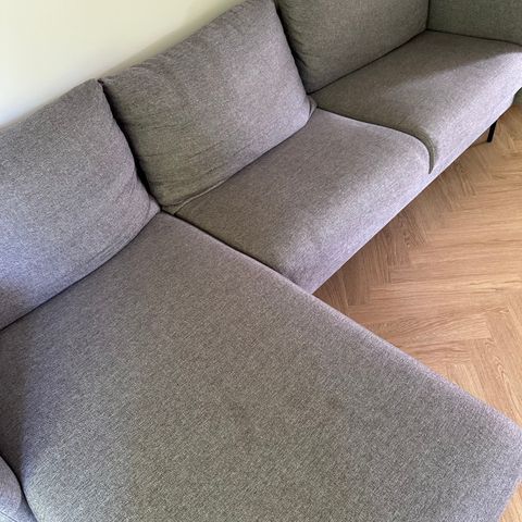 Sofa(reservert til onsdag)