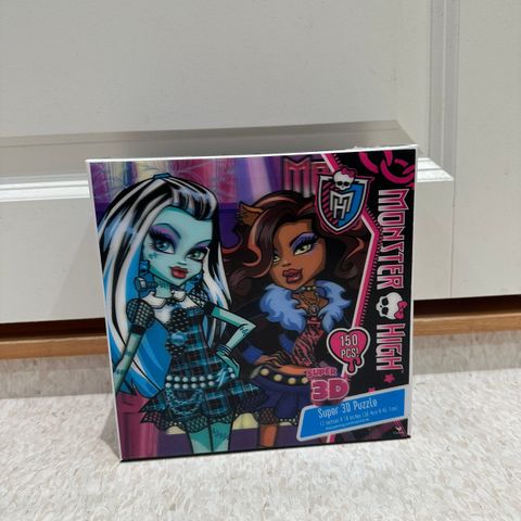 Monster high puzzle 3D,  150 brikker