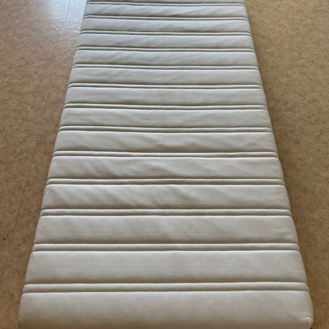 Malvik Madrass fra Ikea 90x200cm / Ikea mattress