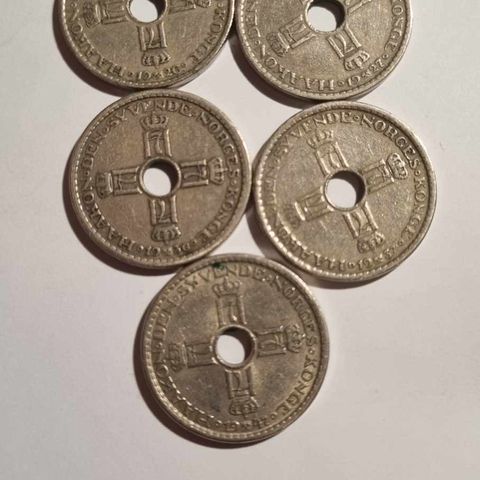 5 stk 1 kroner 1926, 1927, 1936, 1937 og 1947
