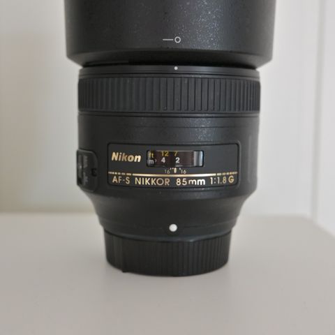 Nikkor 85 mm f1.8 G