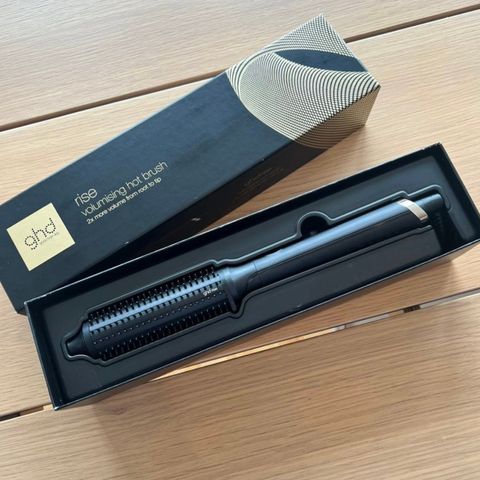 Ghd rise volumising hot brush