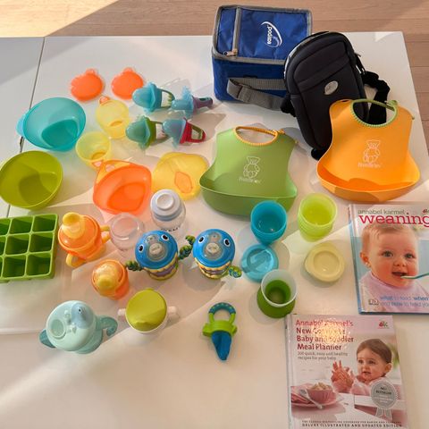 Mat utstyr og bøker til baby avvenning/weaning - stort sett