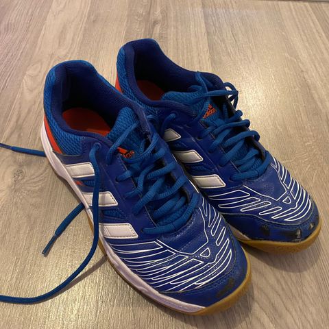 Adidas gymsko str 38 2/3