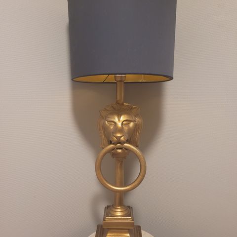 Løve lampe