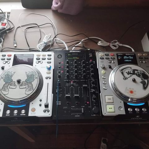 Dj