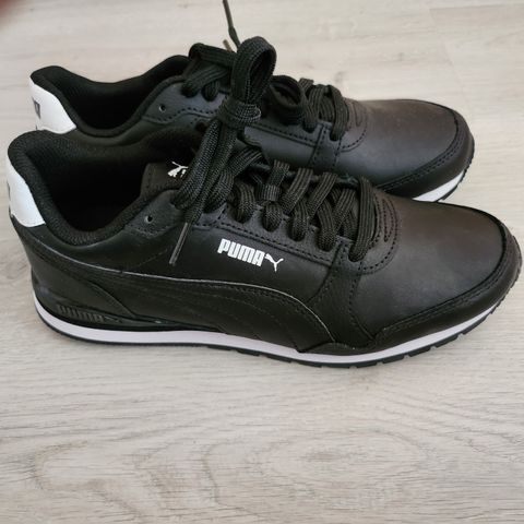 Nye Puma. Runner unisex. Joggesko. Str. 40