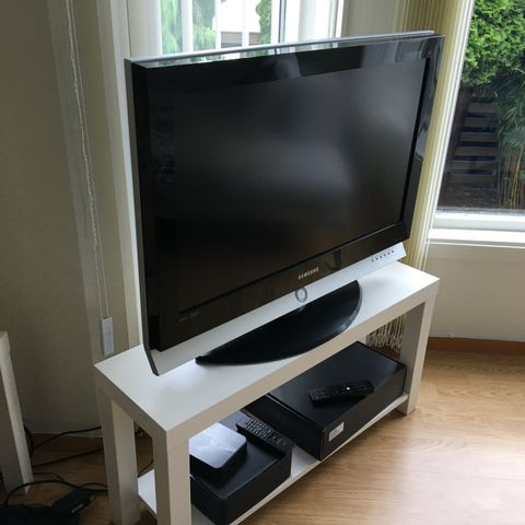 SAMSUNG TV 32"