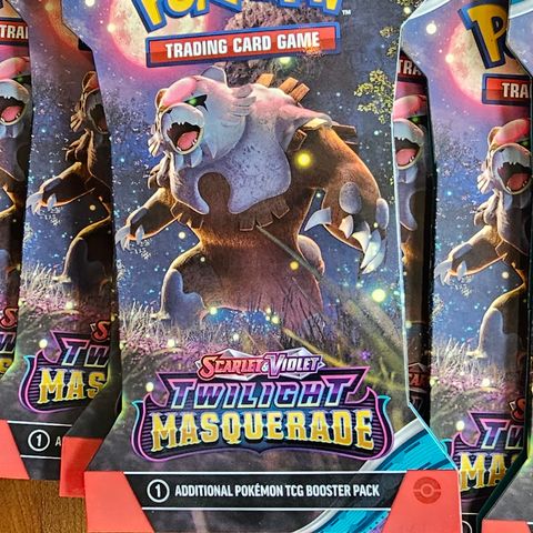 Twilight Masquerade Blister Booster's selges