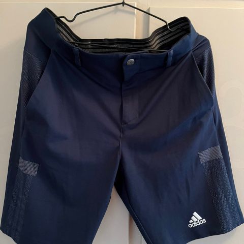 Blå Adidas shorts - herre størrelse 32 tommer