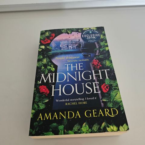 The Midnight House. Amanda Geard