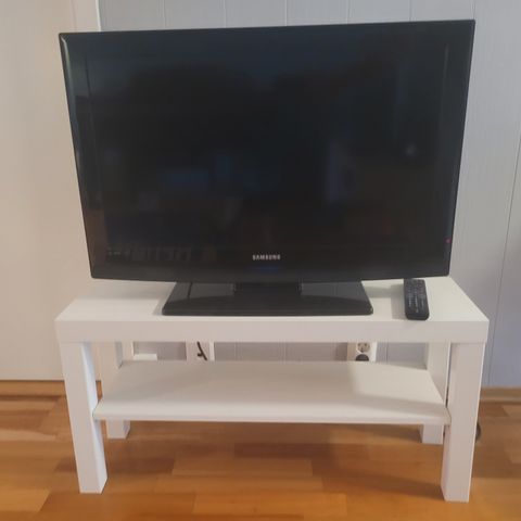 TV med tv-bord