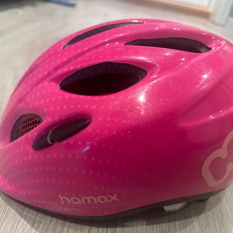 Rosa sykkelhjelm fra Hamax