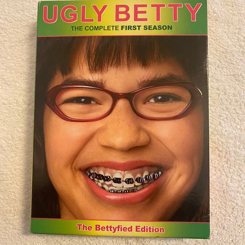 Ugle Betty sesong 1 DVD