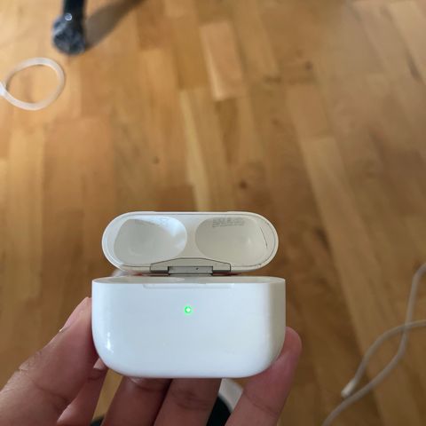 Airpods pro boks (uten selve airpodsene)