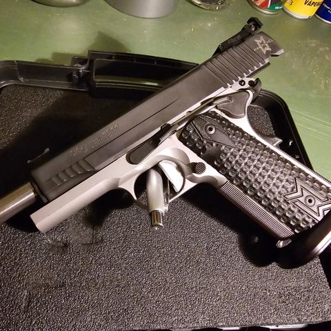 Sig Sauer 1911 Max Michel 9mm