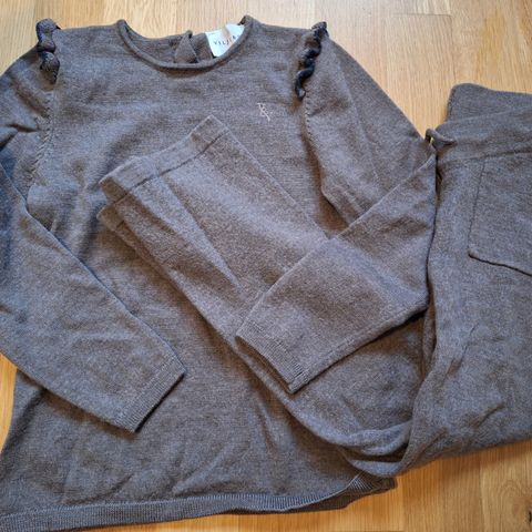 Vilje og ve ull sett med bukse og genser str 134 (small)