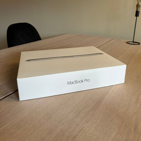 MacBook Pro (Retina, 13", Early 2015) - 3.1GHz Intel Core i7, 16GB + 1TB