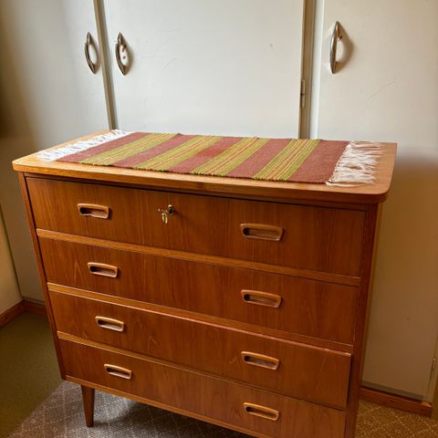 Vintage kommode i teak