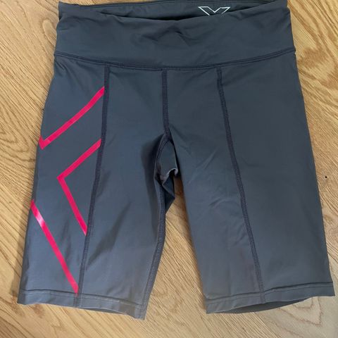 2XU dameshorts str M.