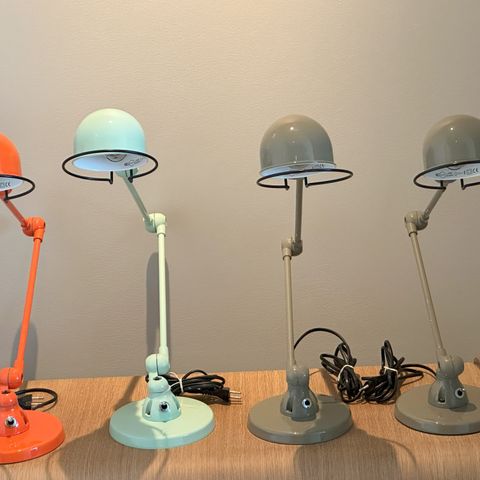 Jieldé Signal SI333 bordlamper med fot, mintgrønn, orange og khaki selges