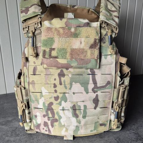 First Spear AAC platevest | Multicam | Medium | Masse tilbehør!