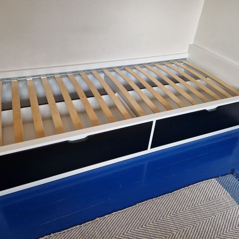 IKEA Flaxa seng m/skuffer 90x200