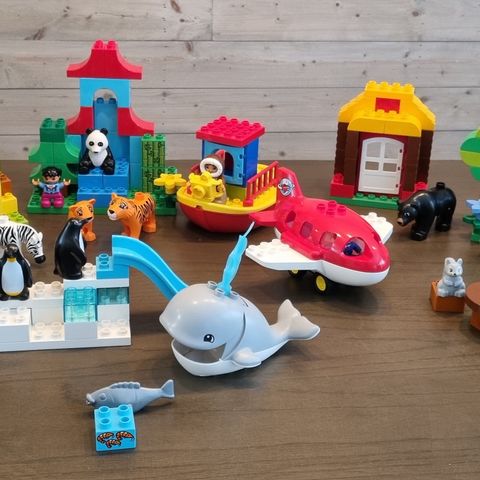 Lego duplo verden rundt med masse dyr