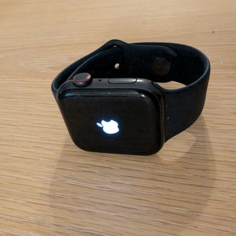 Apple watch SE 44mm (1.gen)